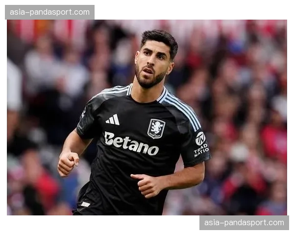 上半场补时阶段,巴黎圣日耳曼由阿森西奥打破僵局