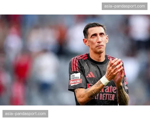 葡萄牙体育提前五轮夺得葡超联赛冠军